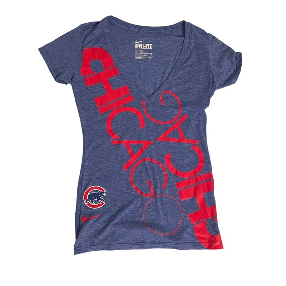 Nike Chicago Cubs MLB V Neck Slim Dri‎ Fit Tee Size XS - Picture 1 of 3